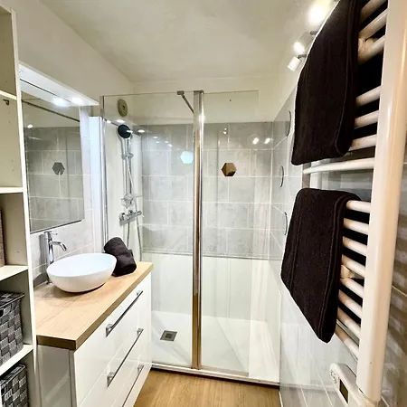 Agreable 2 Pieces Et Son Jardin Appartement Antibes