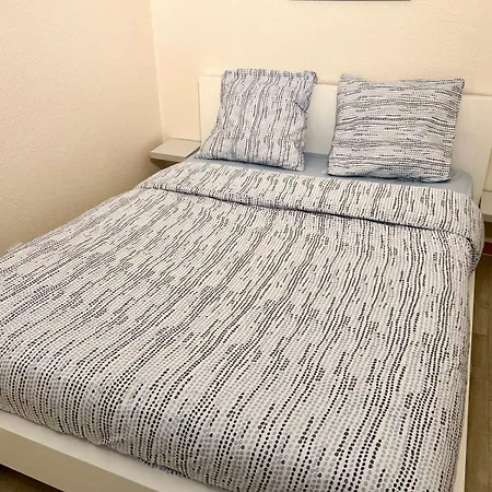 Appartement Agreable 2 Pieces Et Son Jardin Antibes